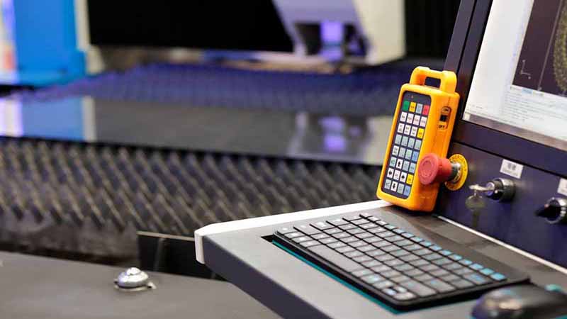 What Are the Functions of a Laser Cutting System Console?