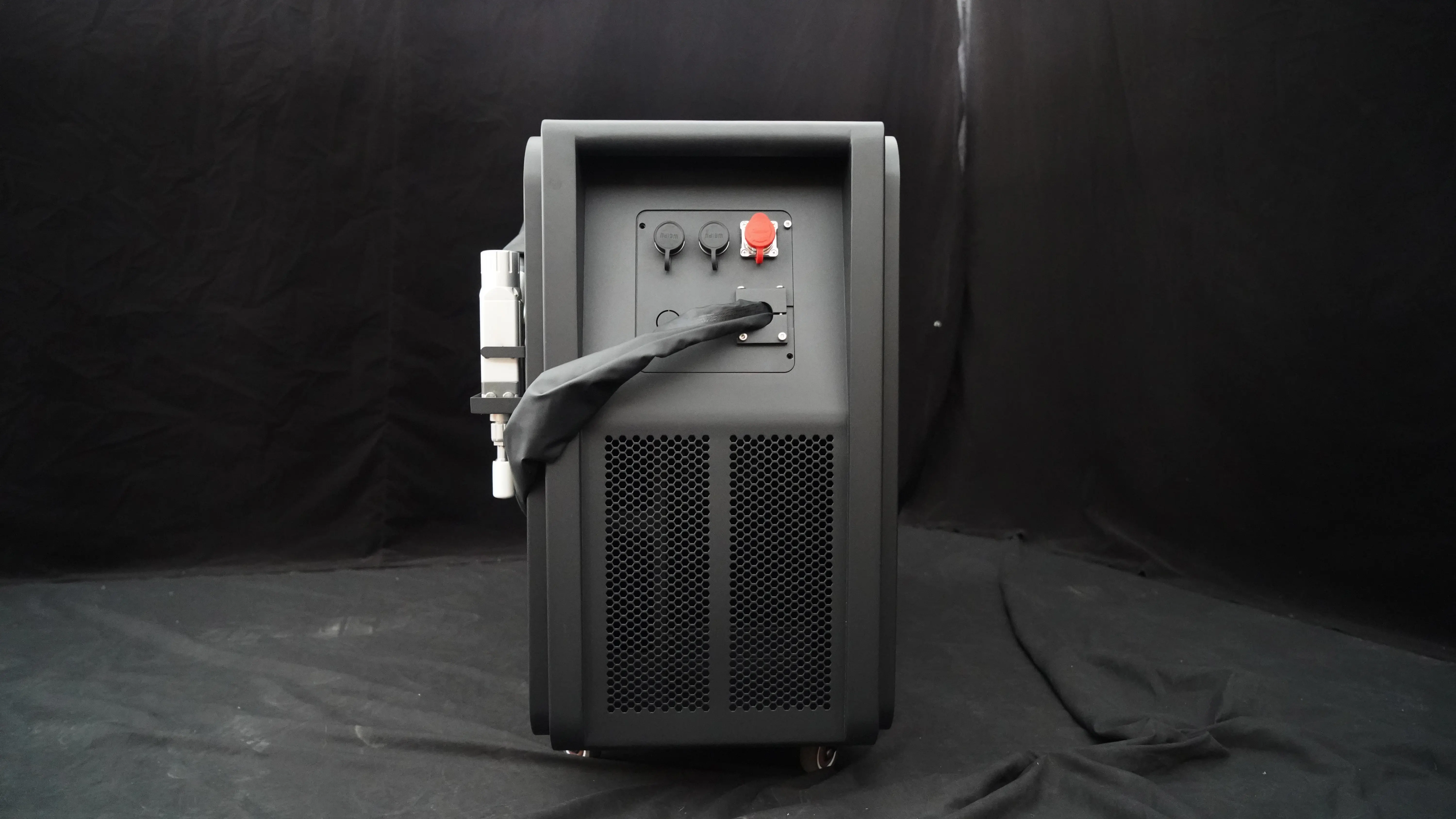 Hand Held Reci 1500W 2000W Fiber Laser Welder Laser Welding Machine Weld Laser By Air For Stainless Steel