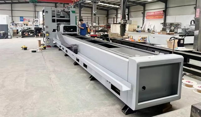 Laser Tube Cutter