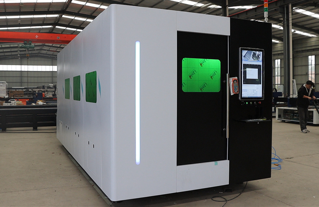 Fully Enclosed Fiber Laser Cutting Machine